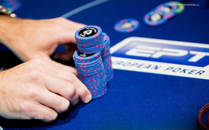 Bluff là gì? 04 bí quyết chơi Bluff Poker thành công